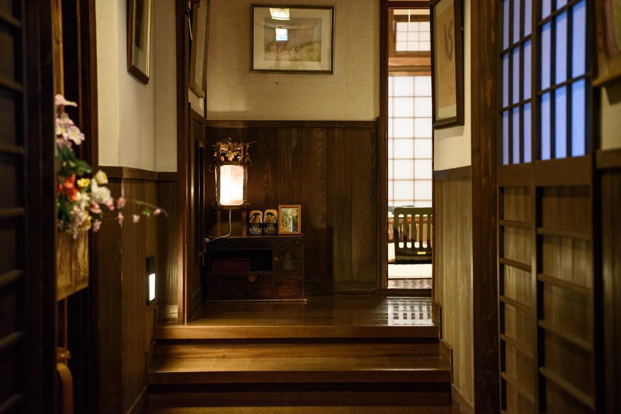 Yunohira Kamiyanagiya Hotel Yufu Exterior photo